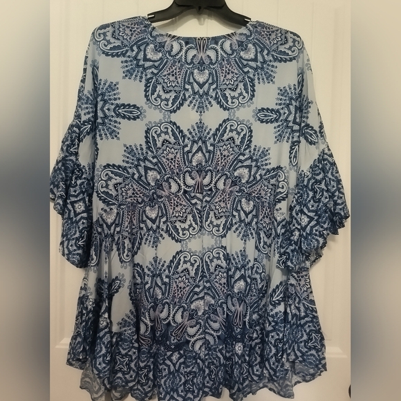New Paisley Blue Tunic / Size 2X - Picture 2 of 5